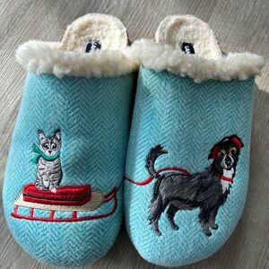 Lands' End Light Blue Pet Embroidered Slippers